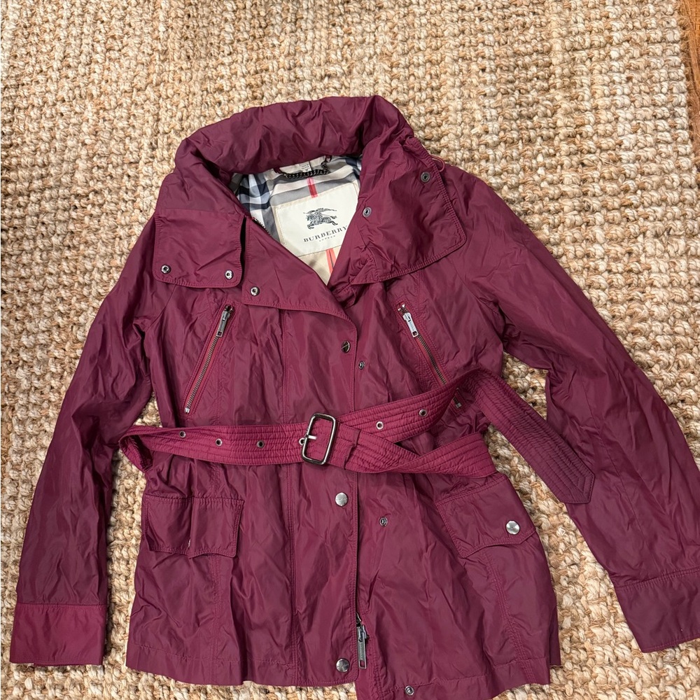 Burberry Women's Burgundy Rain Coat/Belted Trench Jacket SZ Med